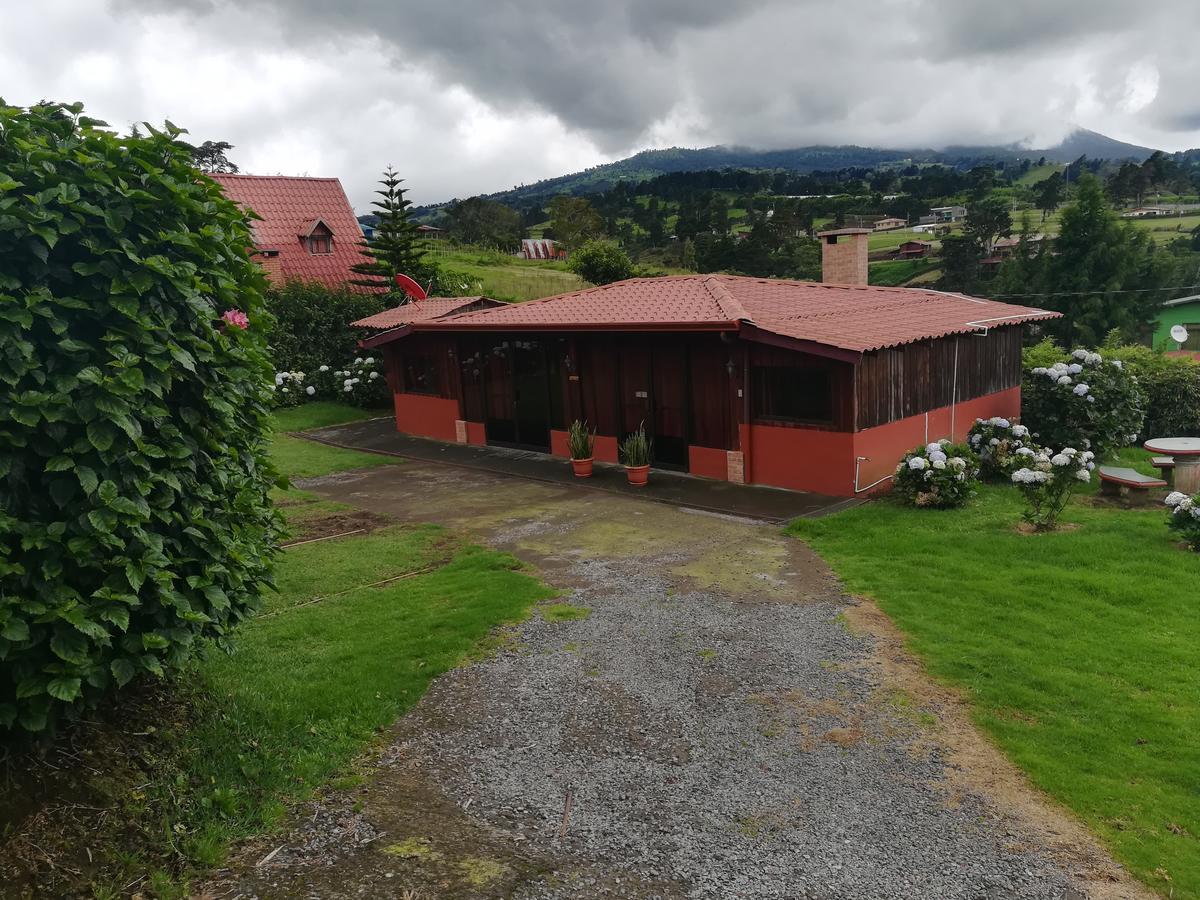 Hotel Chalets Los Volcanes Fraijanes Bagian luar foto