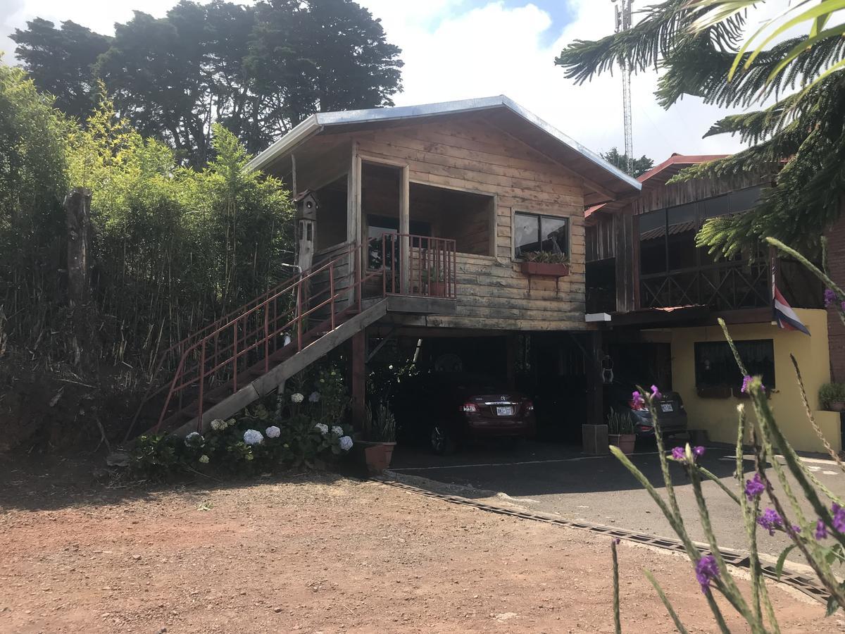 Hotel Chalets Los Volcanes Fraijanes Bagian luar foto
