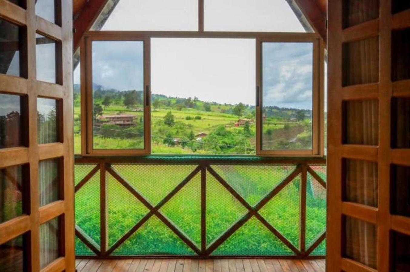Hotel Chalets Los Volcanes Fraijanes Bagian luar foto